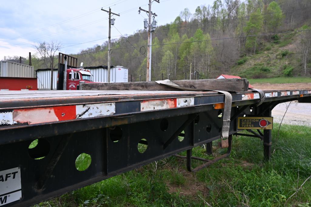 2004 Transcraft Flatbed Trailer