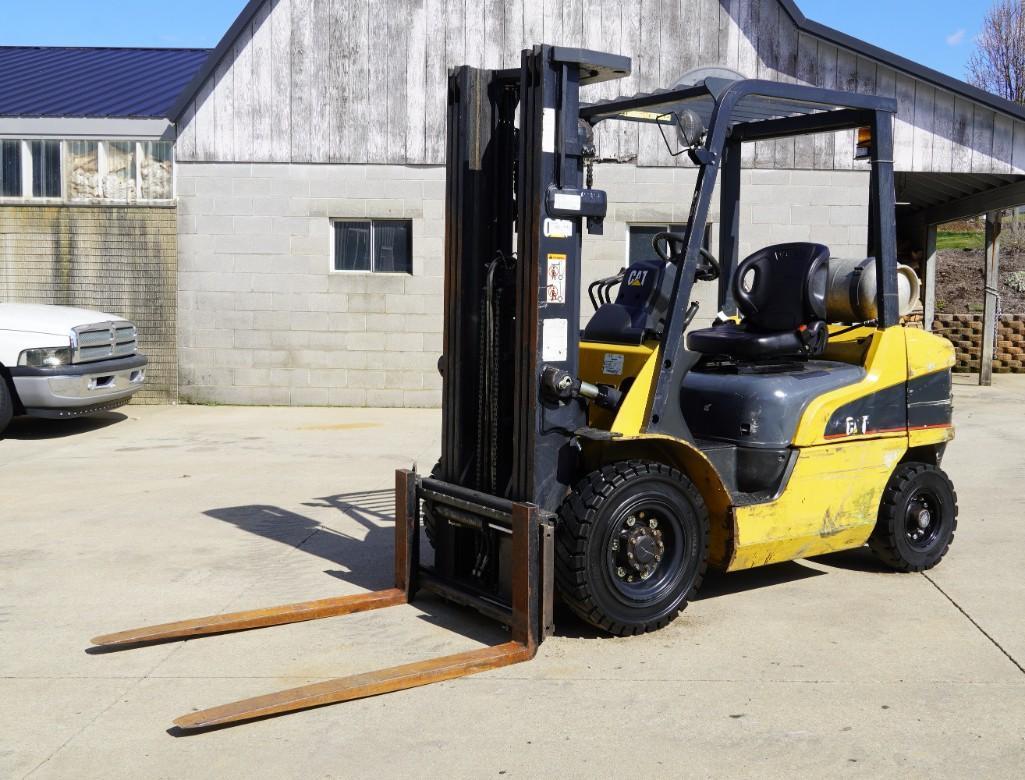 2005 Cat P5000 Forklift