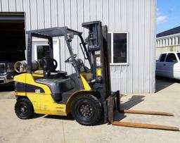 2005 Cat P5000 Forklift