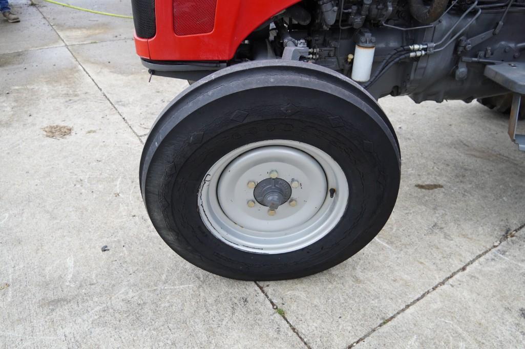 Massey Ferguson 2605 Tractor