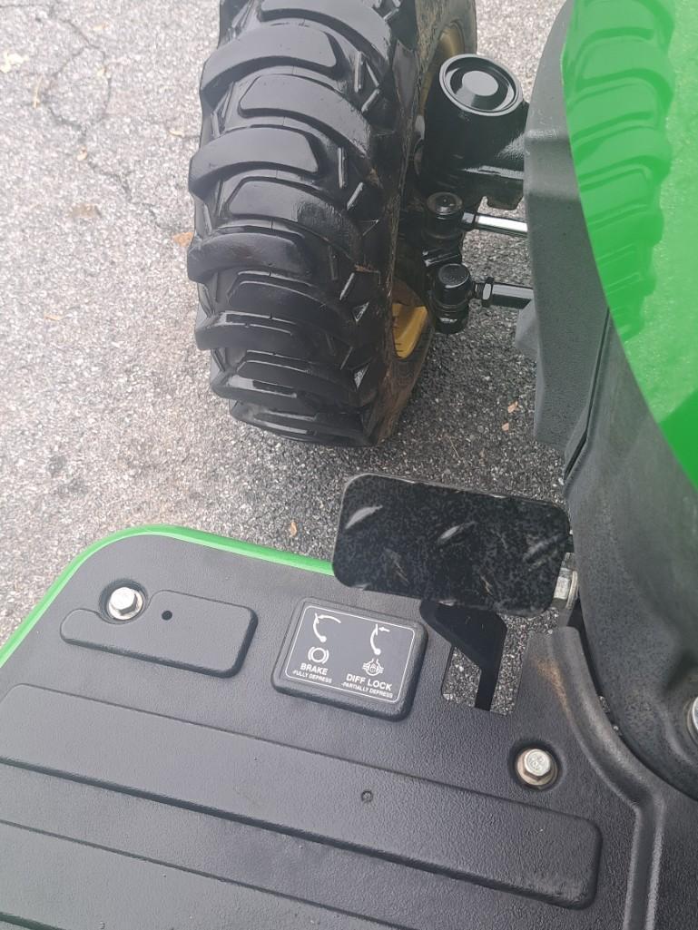 2019 John Deere 3032E Tractor*