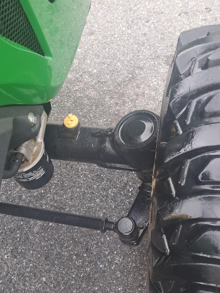 2019 John Deere 3032E Tractor*