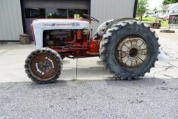 Ford 801 Powermaster Tractor