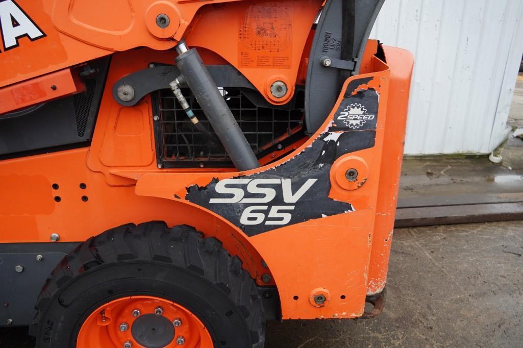 2016 Kubota SSV65 Skid Steer