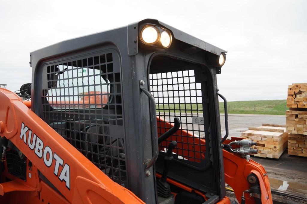 2016 Kubota SSV65 Skid Steer