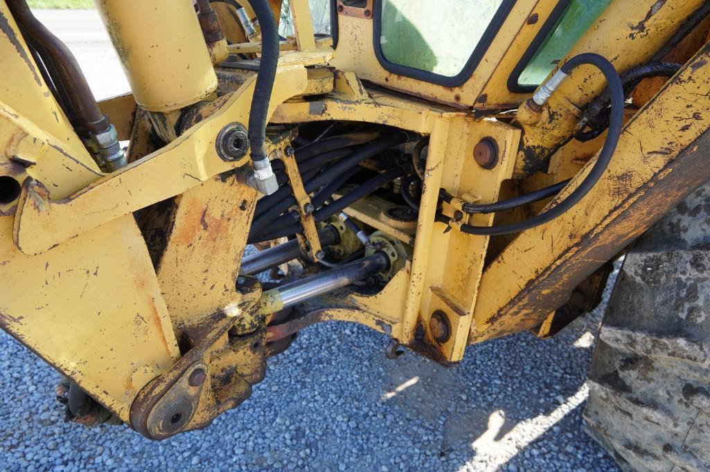 1980 Ford 555A XL Backhoe Loader