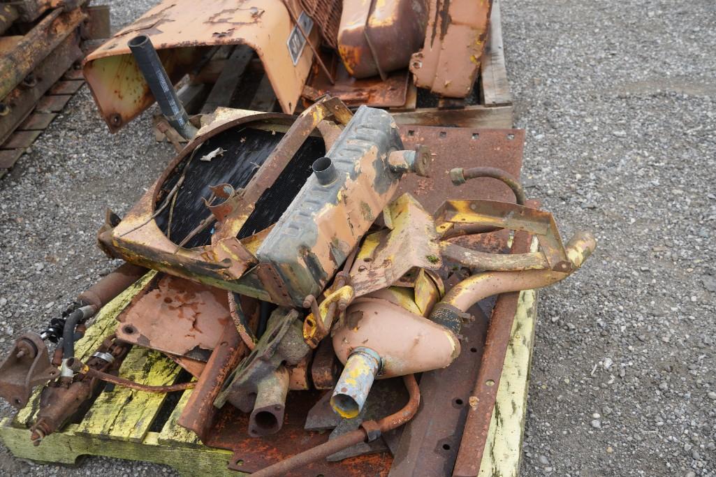 John Deere 440 Dozer