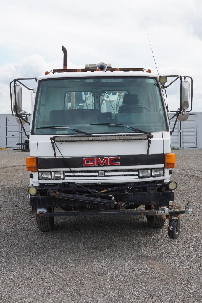 1990 GMC W6000 Line Painting Truck