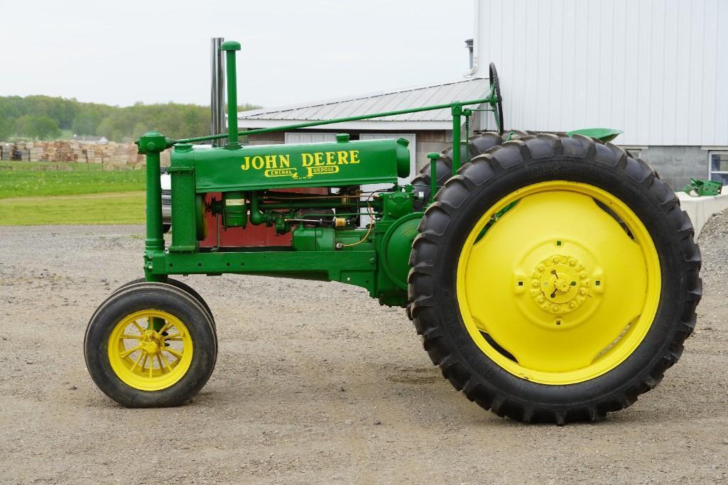 1936 John Deere Unstyled B Tractor