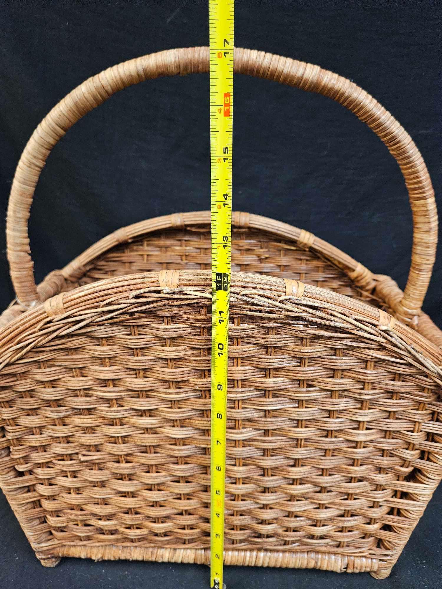 Wicker woven magazine basket holder