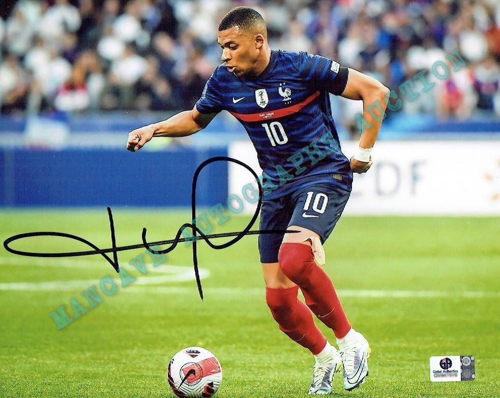 Kylian Mbappé Paris Saint-Germain Autographed 8x10 Photo GA coa