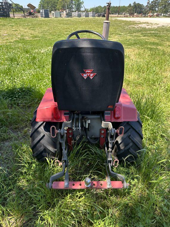 Massey Ferguson 16hp lawn tractor