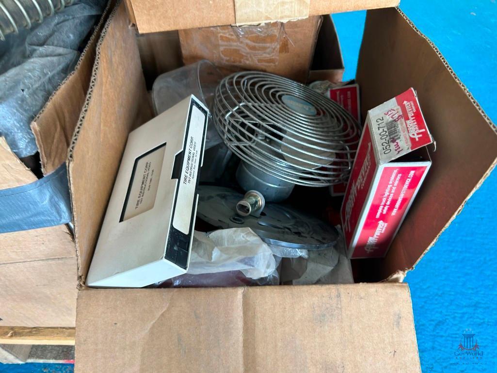 LOT CONSISTING OF MISC. PARTS