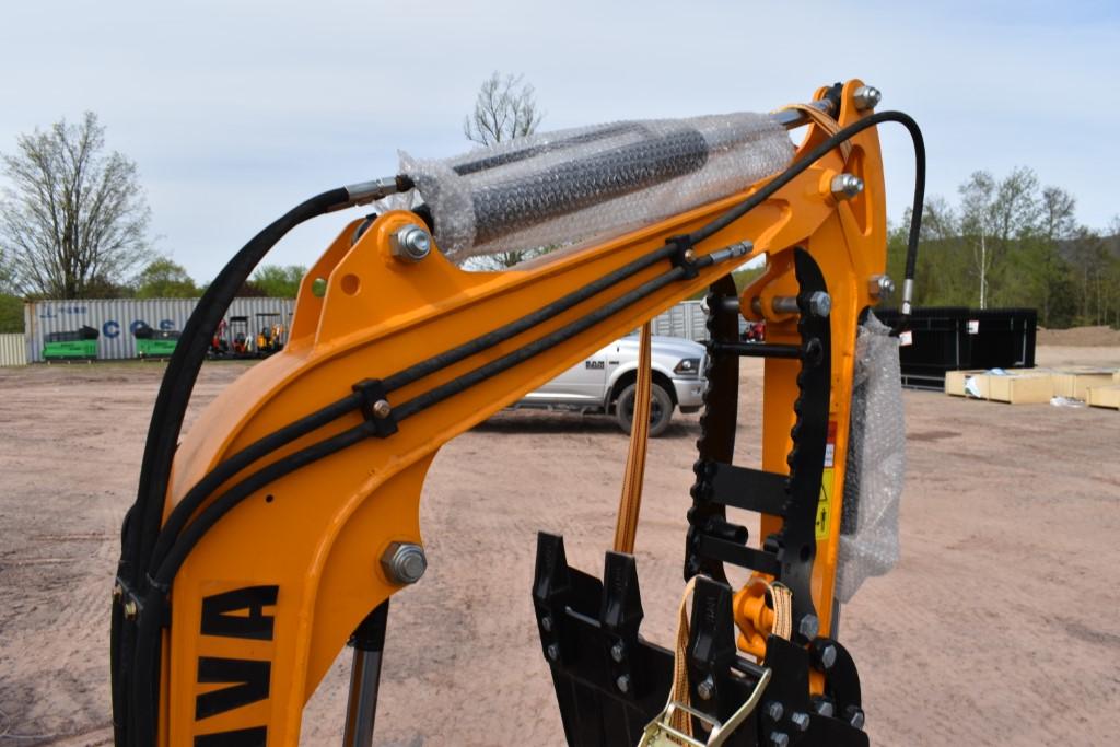 Miva VA13 Mini Excavator