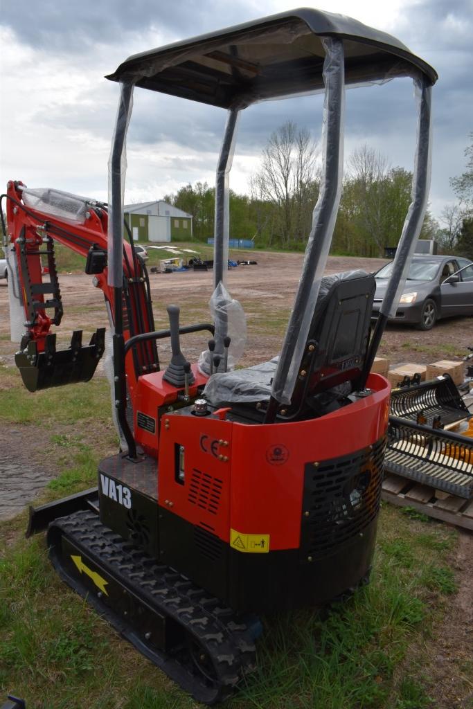 Miva VA13 Mini Excavator