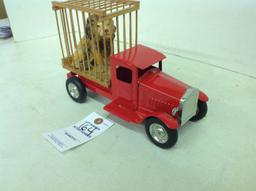 Kingsbury JC Penny Delivery Truck w/cage and lion