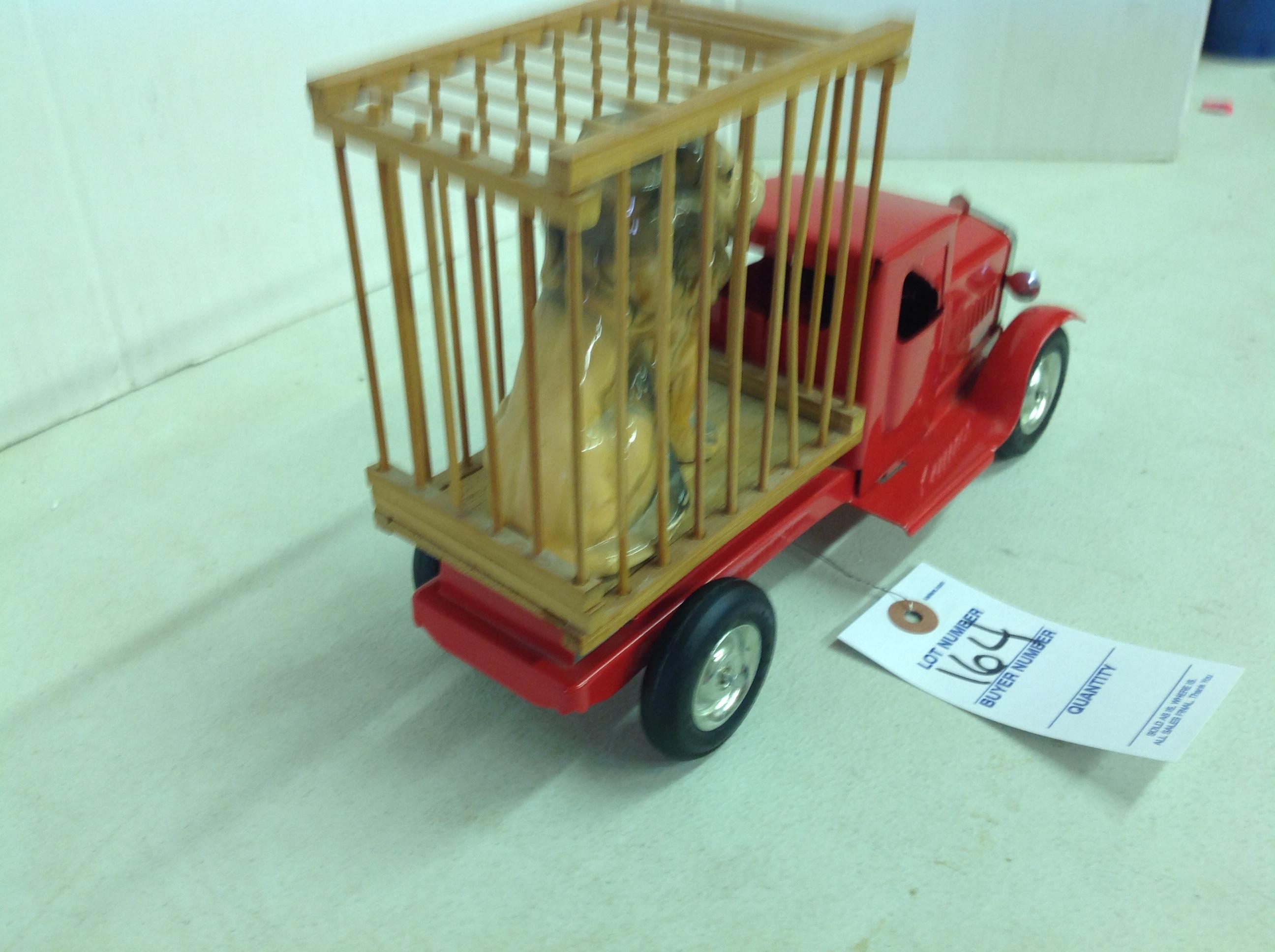 Kingsbury JC Penny Delivery Truck w/cage and lion