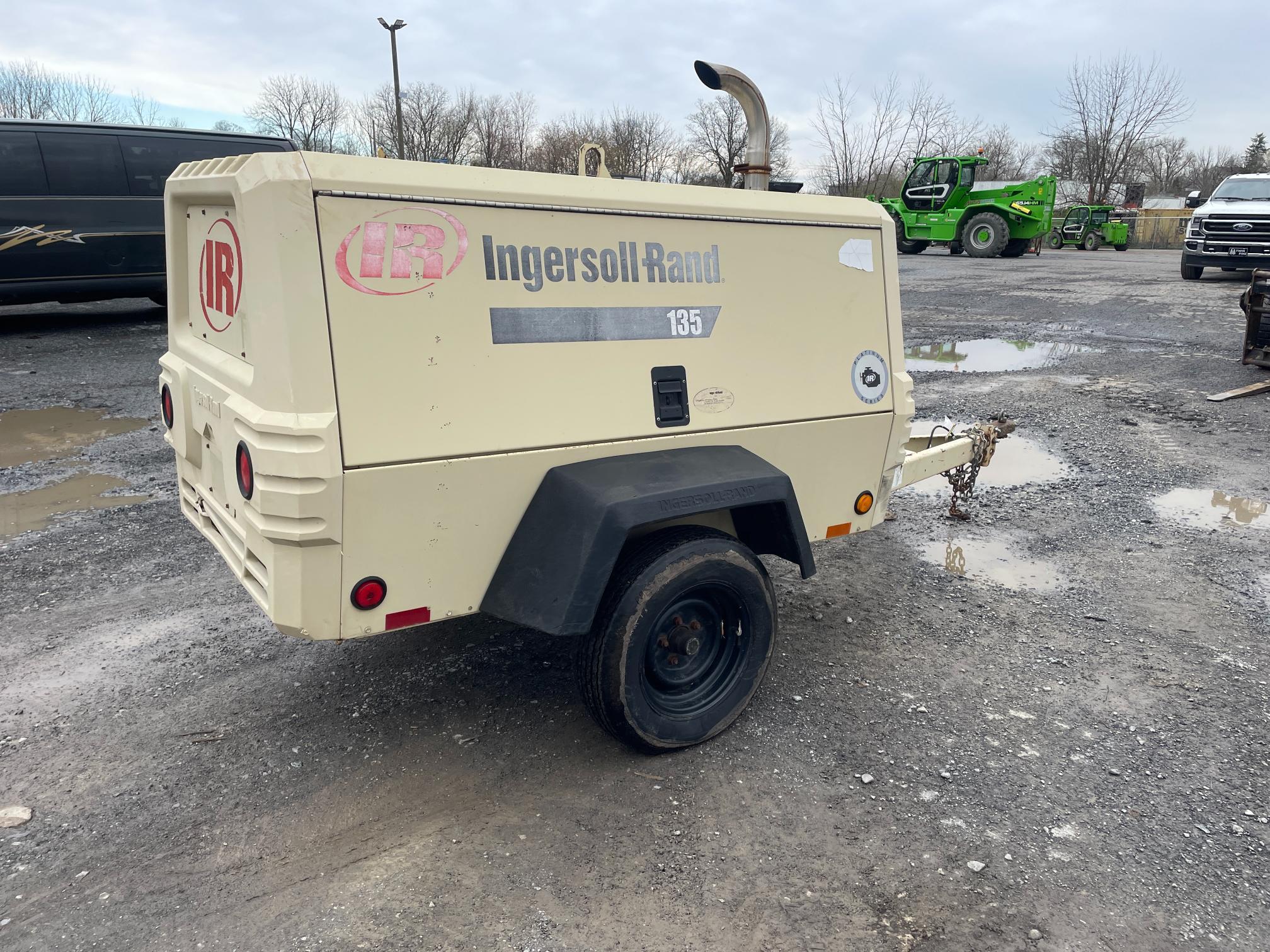 1996 Ingersoll Rand 135 Towable Air Compressor