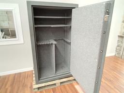 LIBERTY SAFES LX-50 41 GUN SAFE