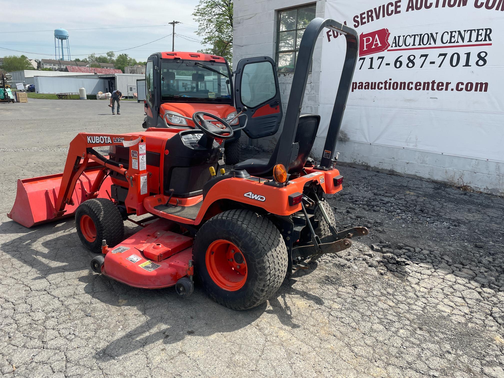 Kubota BX1800D 4X4 Hydrostatic Tractor W/Loader