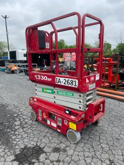 2017 MEC 1330SE Electric Scissor Lift