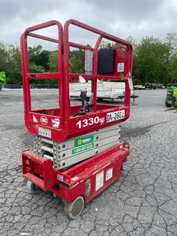 2017 MEC 1330SE Electric Scissor Lift