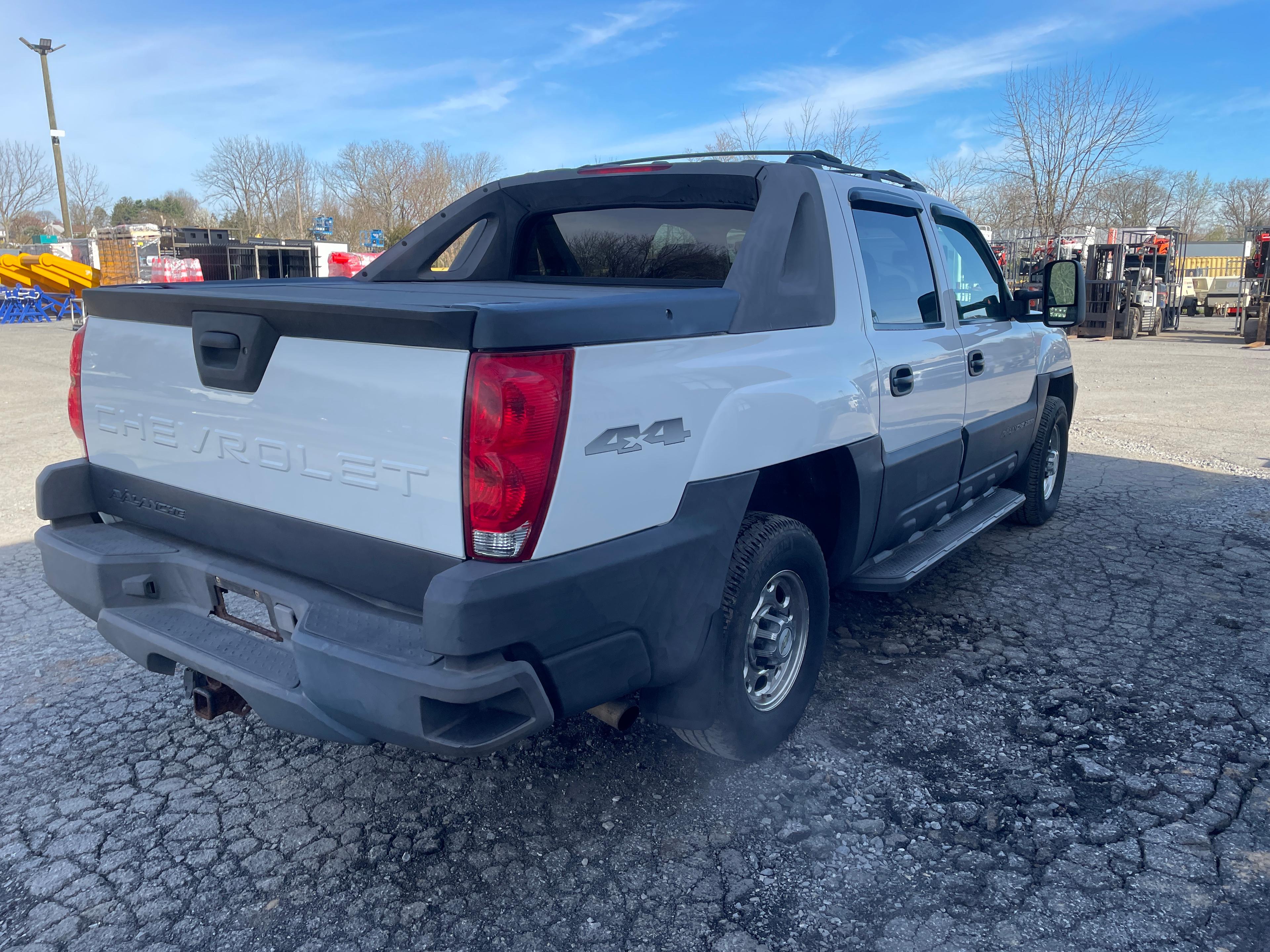 2006 Chevy Avalanche 2500 4X4 Pick Up Truck