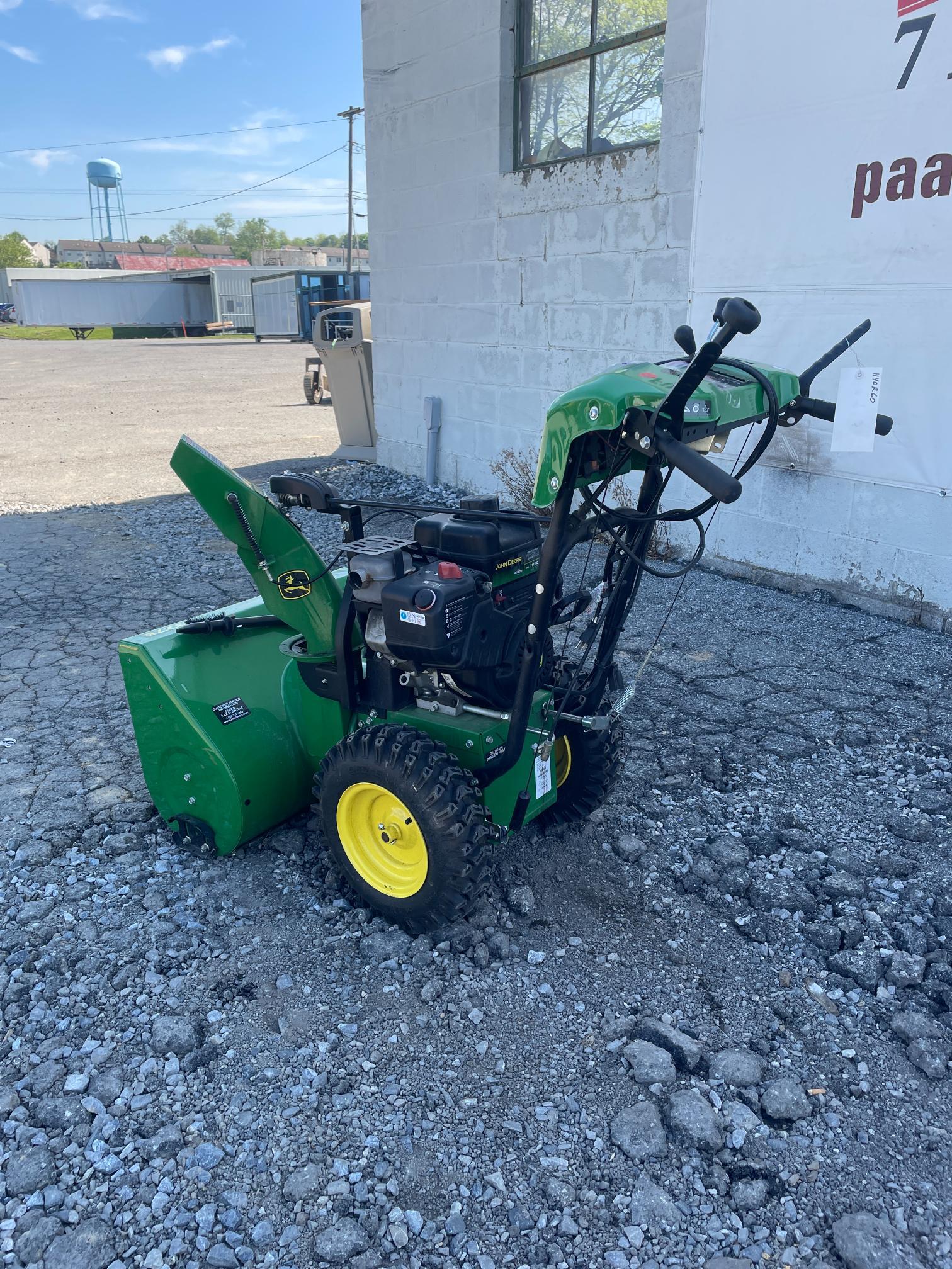 John Deere 827E 27" Snow Blower