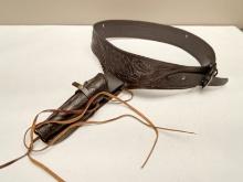 44" LEATHER GUN BELT WITH HOLSTER