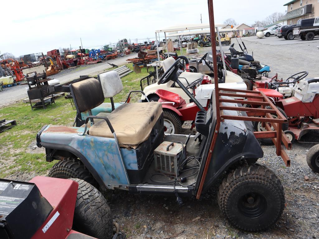 EZ-Go Electric Golf Cart w/ Charger