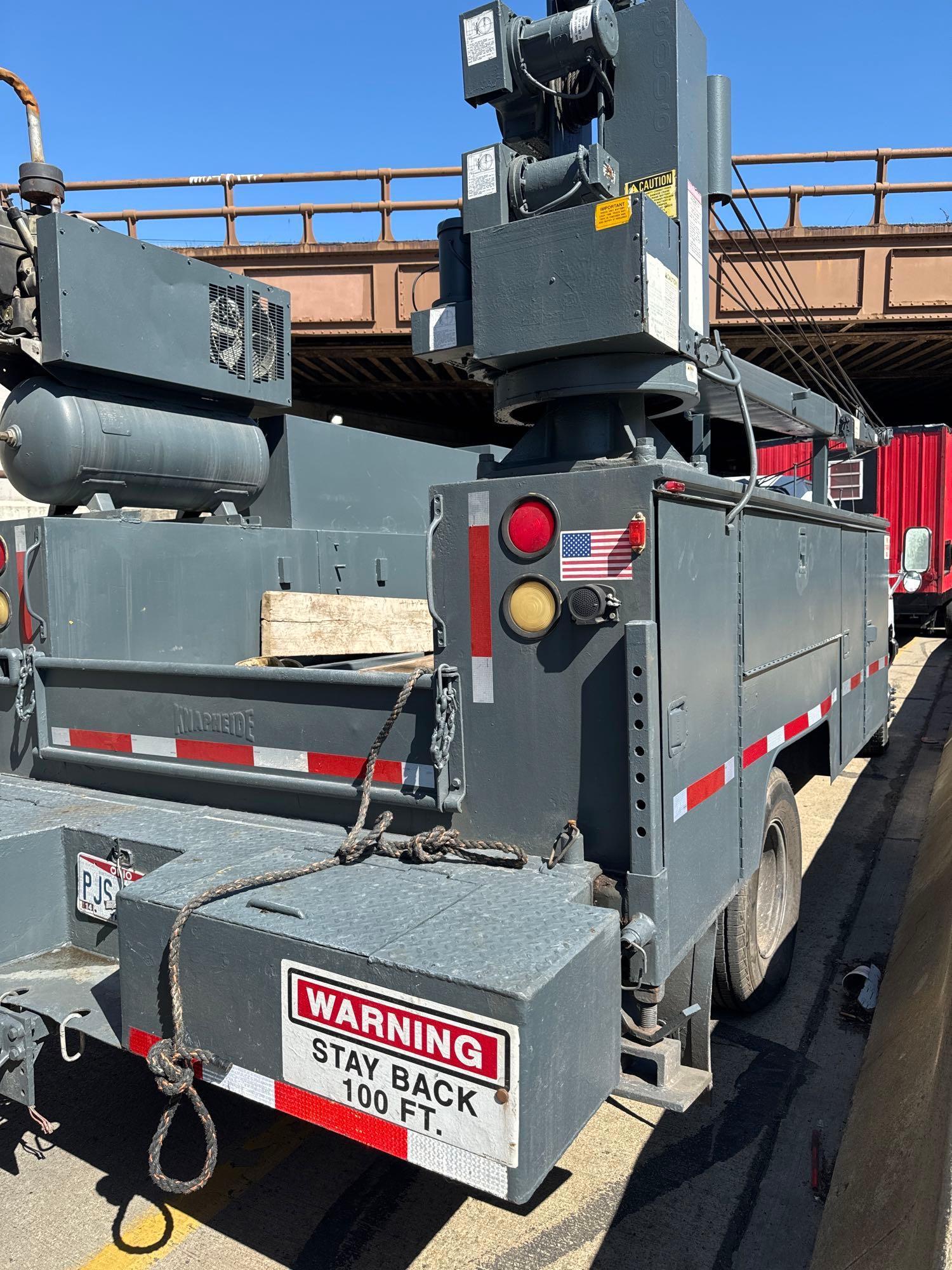 1989 Ford F-450 Diesel Service/Crane Truck (located offsite-please read full description)