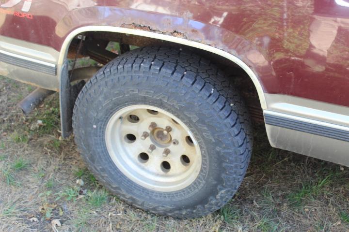 1998 Chevy Silverado 1500 Ex. Cab PU w/ Auto Trans., 4WD