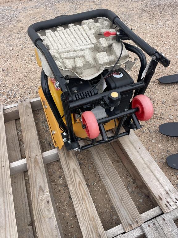 SL90B Vibratory Plate Compactor