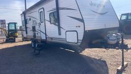 2018 Jayco 24’ Travel Trailer