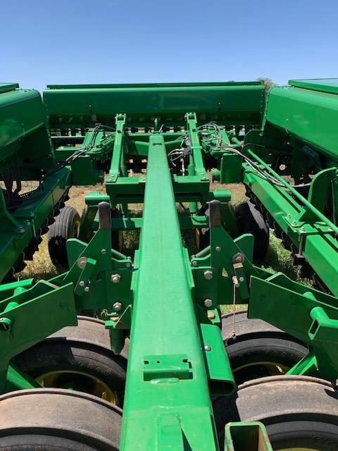 JD 455  30" Drill