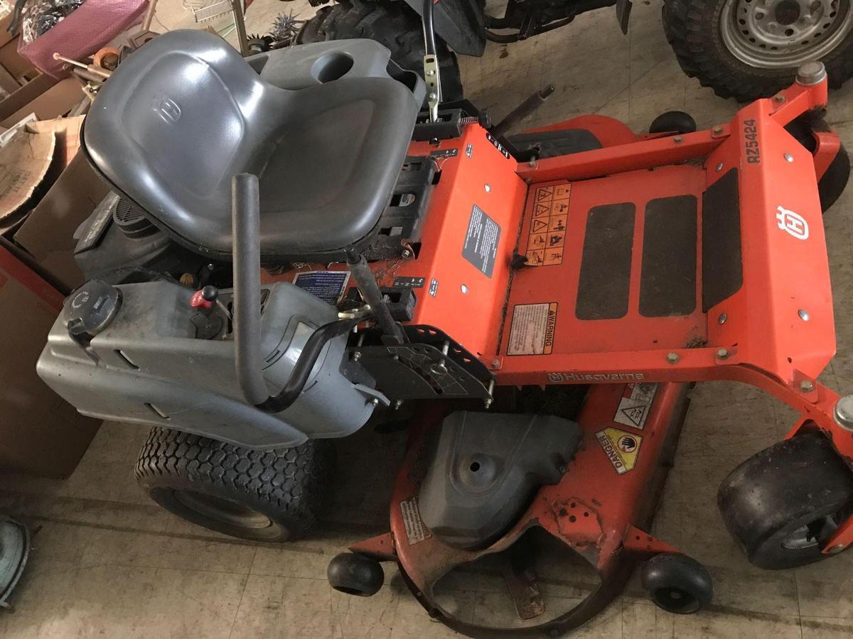 Husqvarna zero turn mower RZ5424