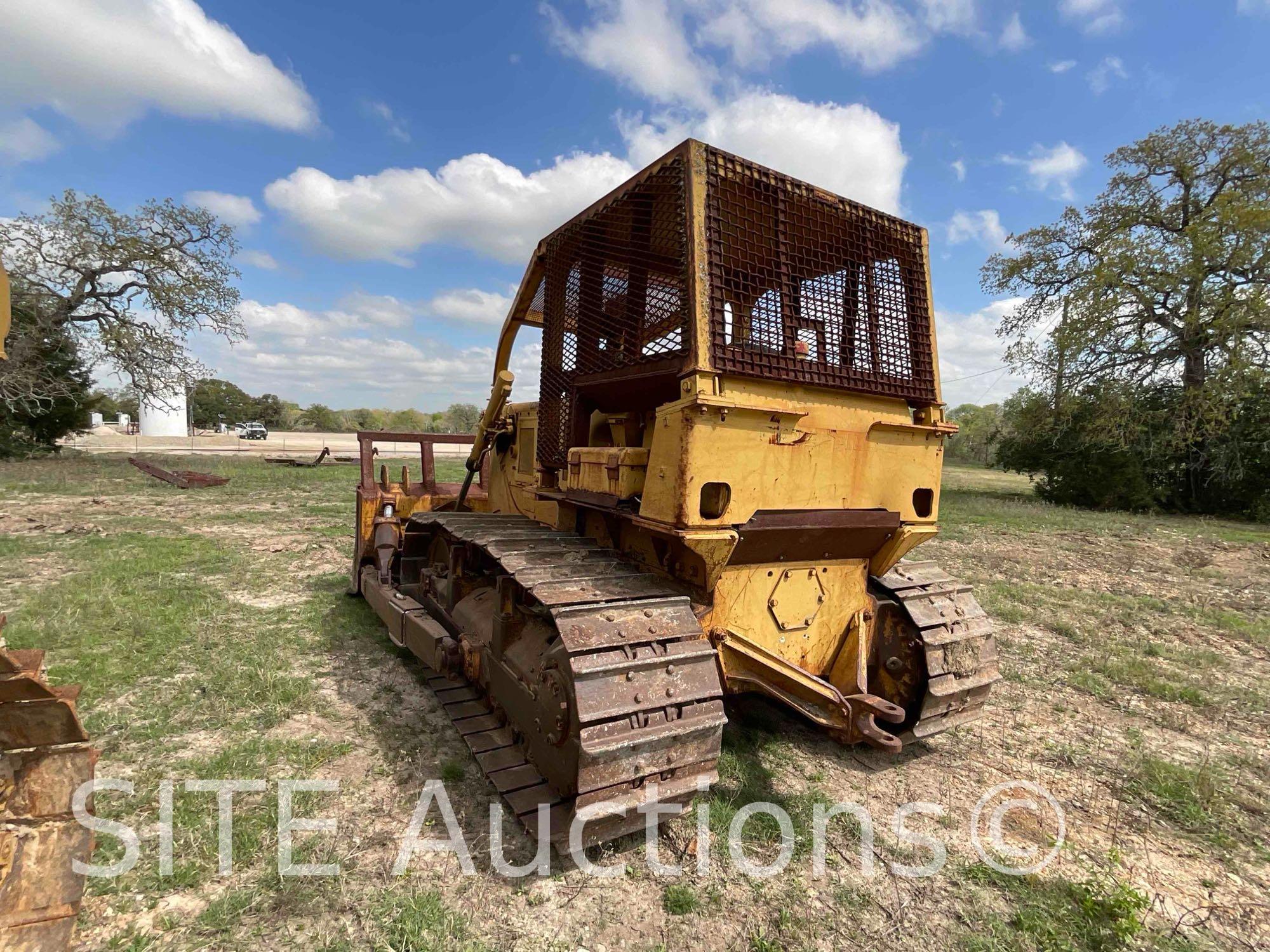 1973 CAT D6C Crawler Dozer