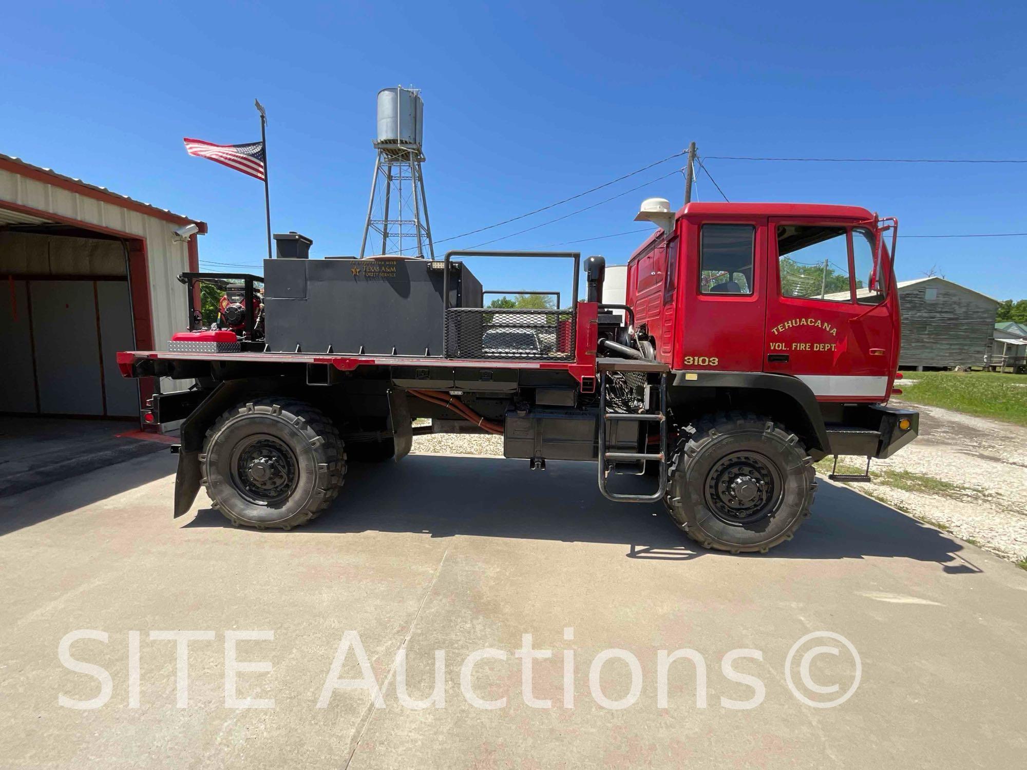 2001 Stewart & Stevenson Firefighter Truck