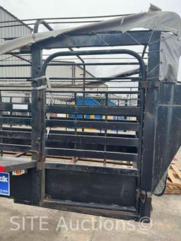 Gooseneck T/A Livestock Trailer