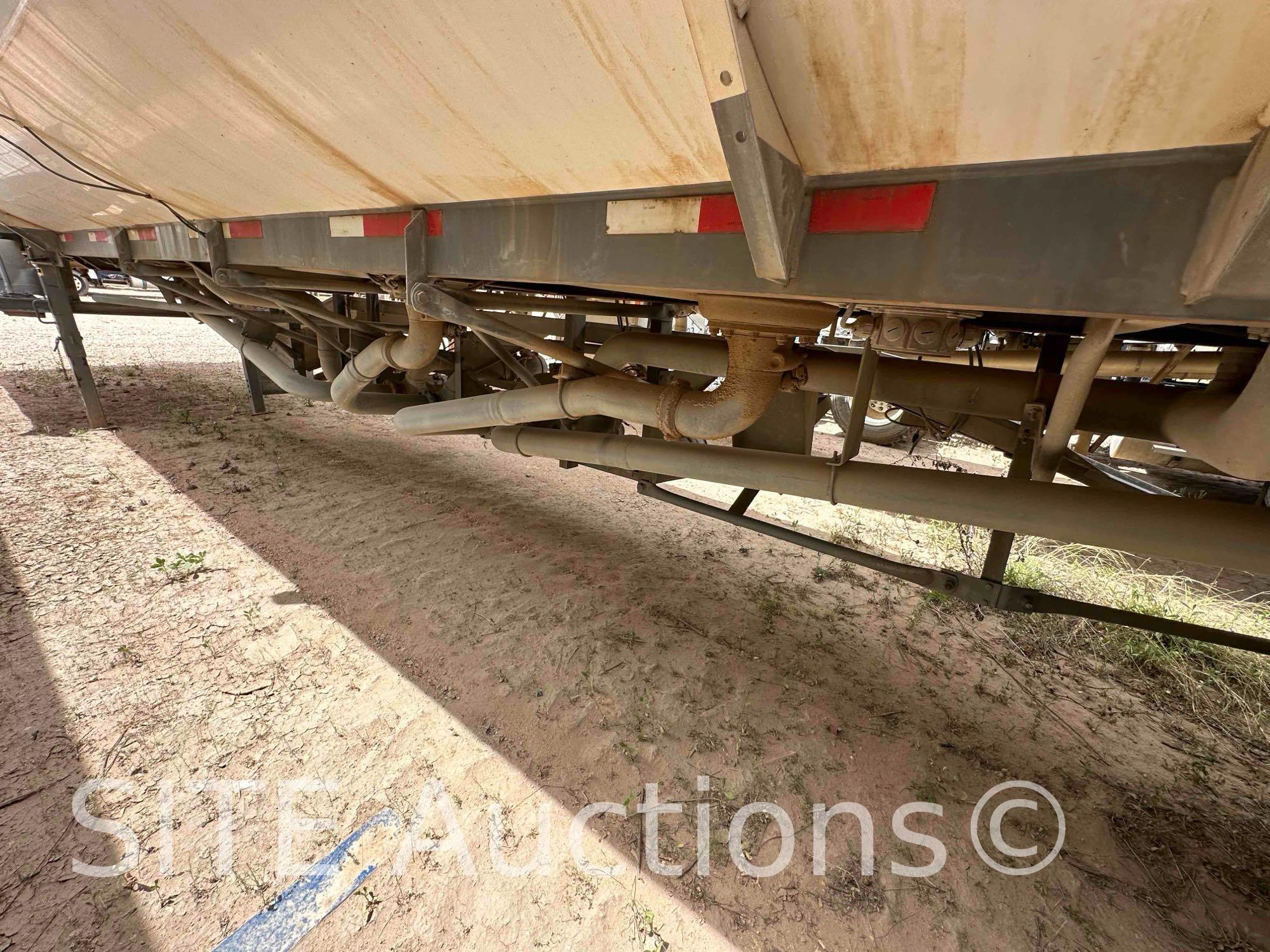 2000 Heil T/A Tank Trailer