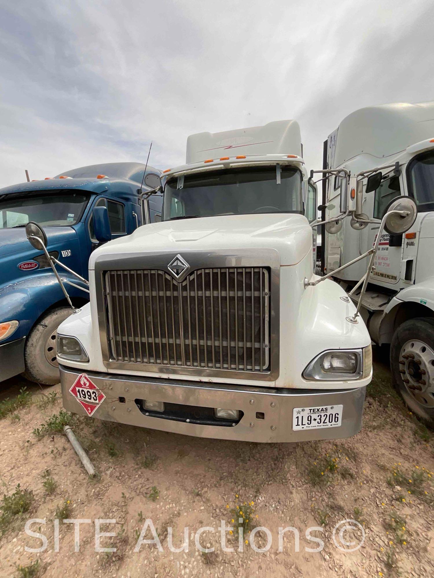 2007 International 9400i T/A Sleeper Truck Tractor