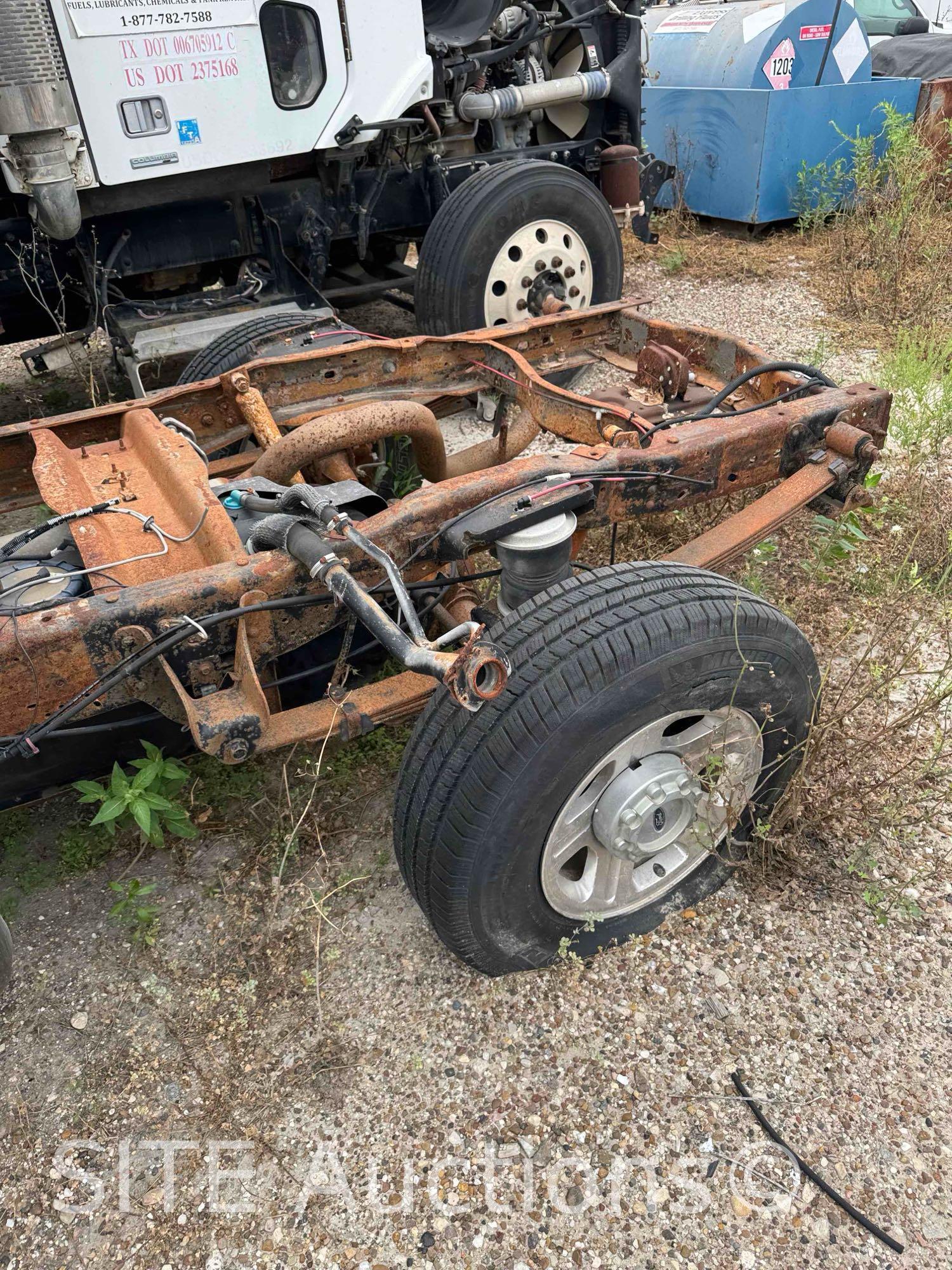 2005 Ford F250 Cab & Chassis Truck