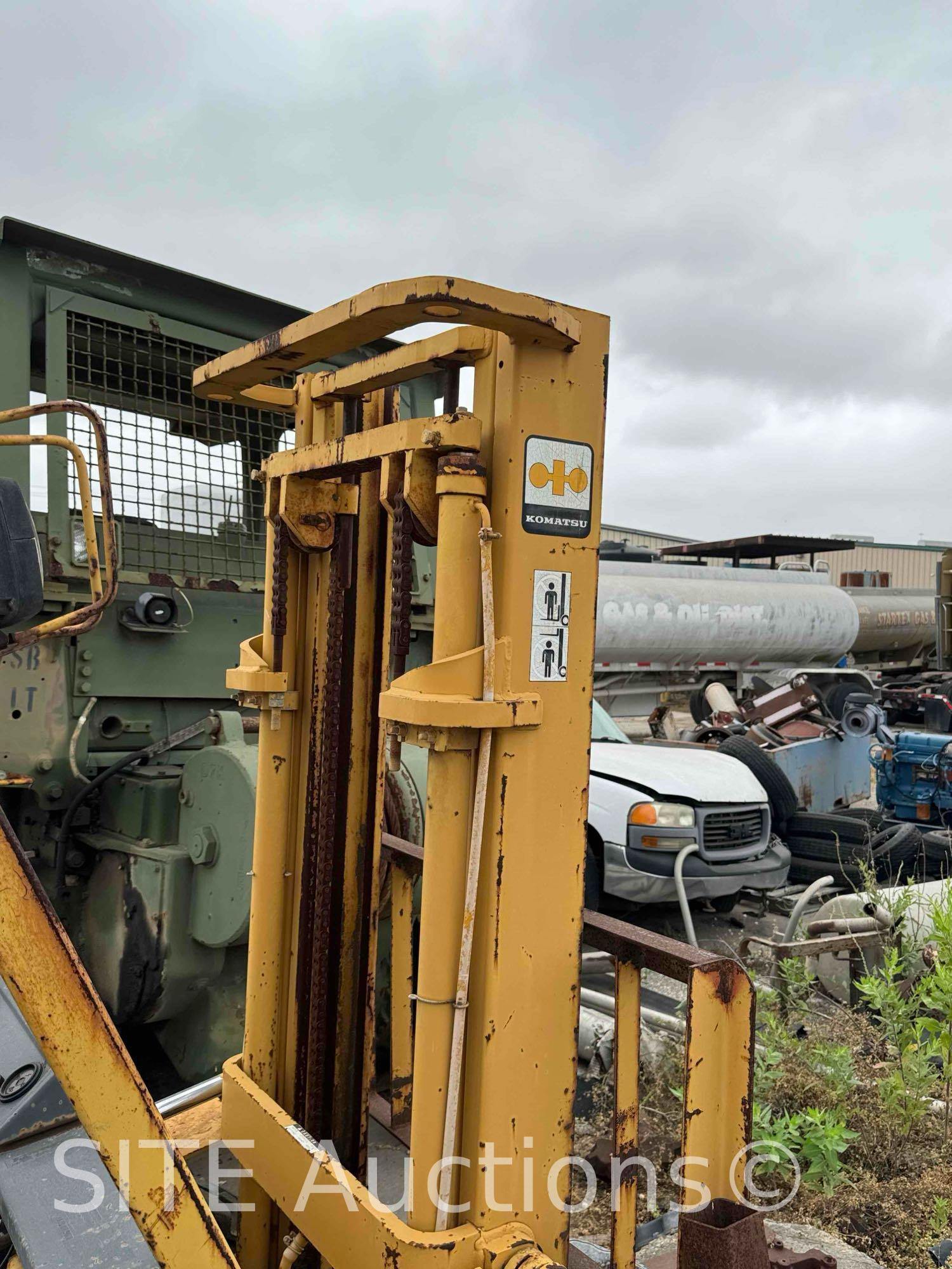 Komatsu FD20T2-10 Diesel Forklift