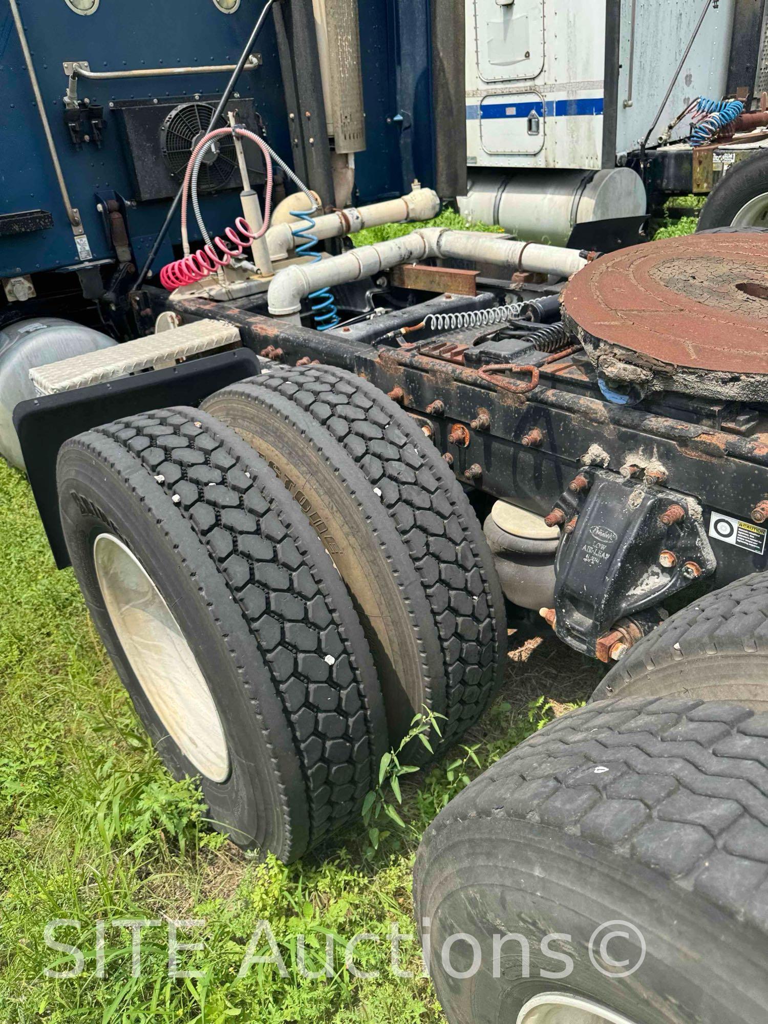 2007 Peterbilt 387 T/A Sleeper Truck Tractor