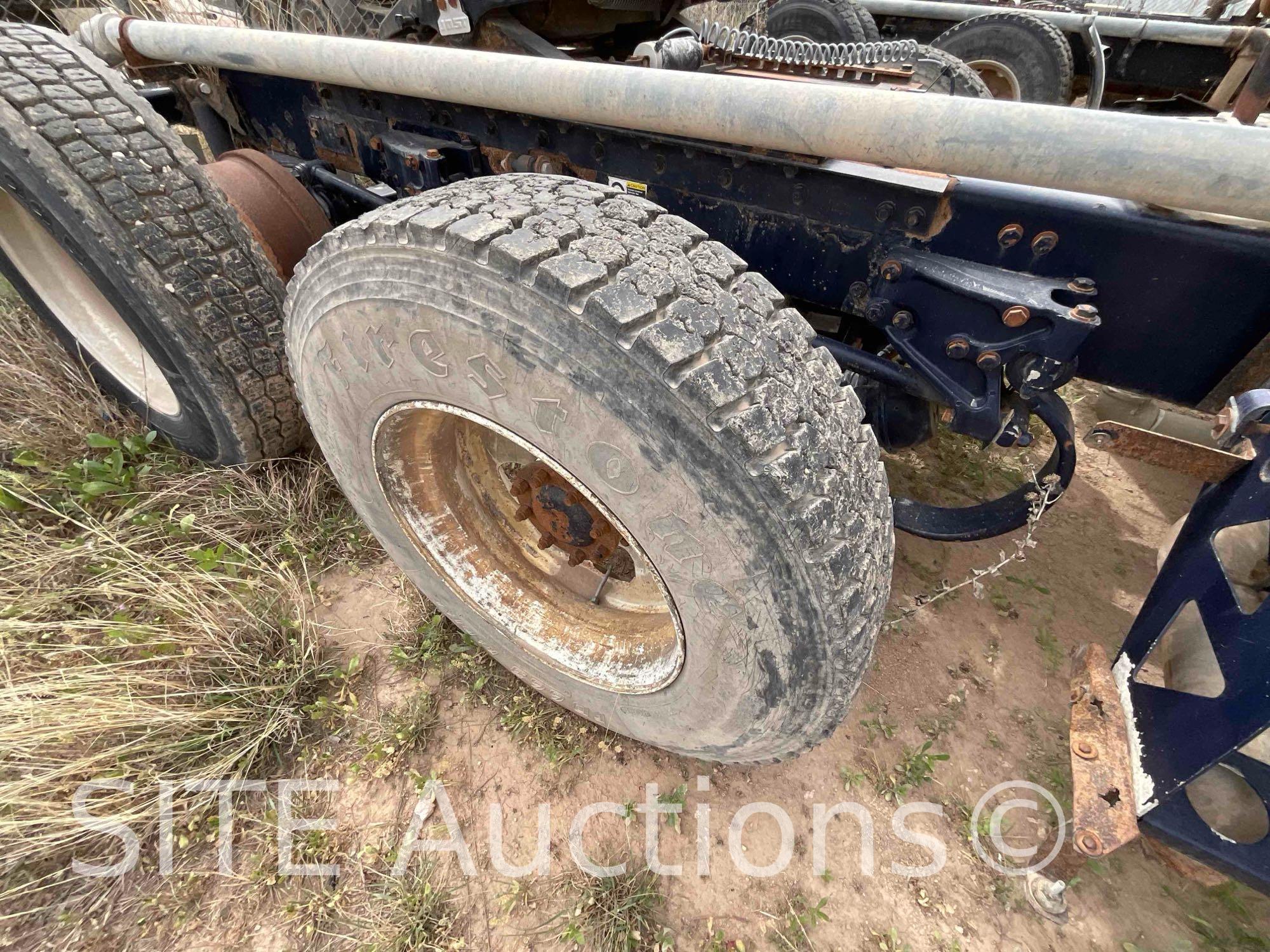 2006 Kenworth T2000 T/A Sleeper Truck Tractor