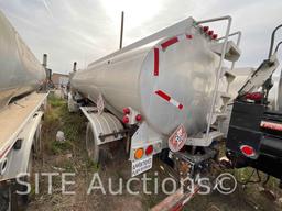 2004 Peterbilt 385 T/A Fuel Truck