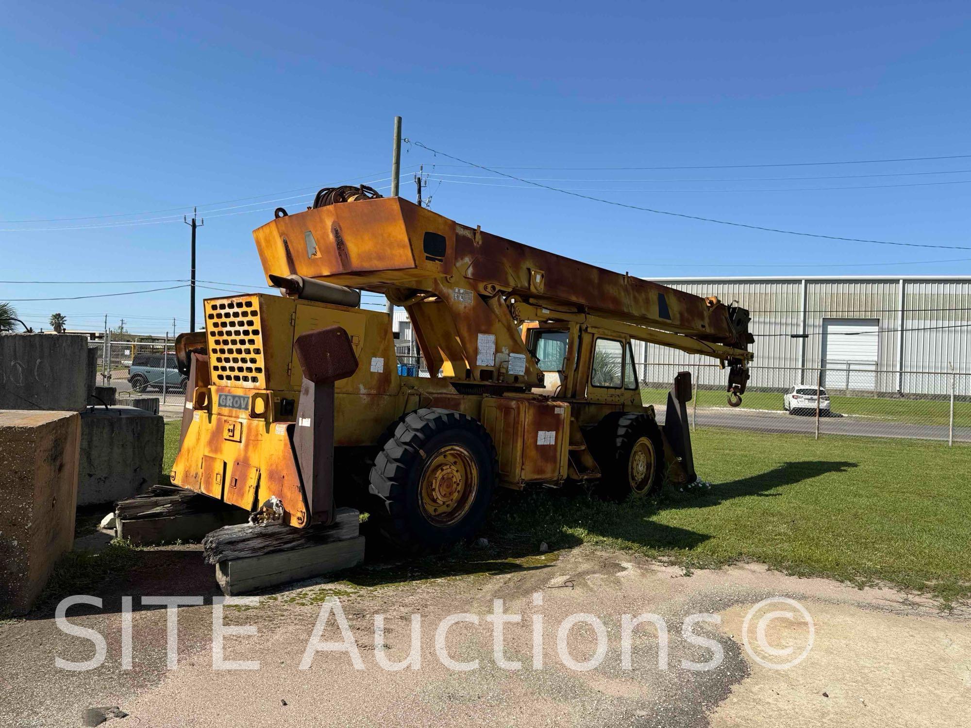 Grove RT58B Rough Terrain Crane