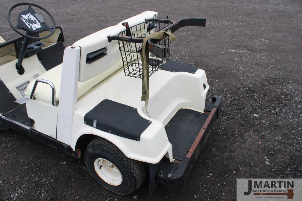 Yamaha G9 gas golf cart