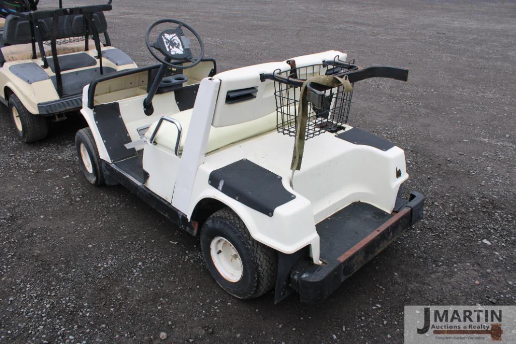 Yamaha G9 gas golf cart