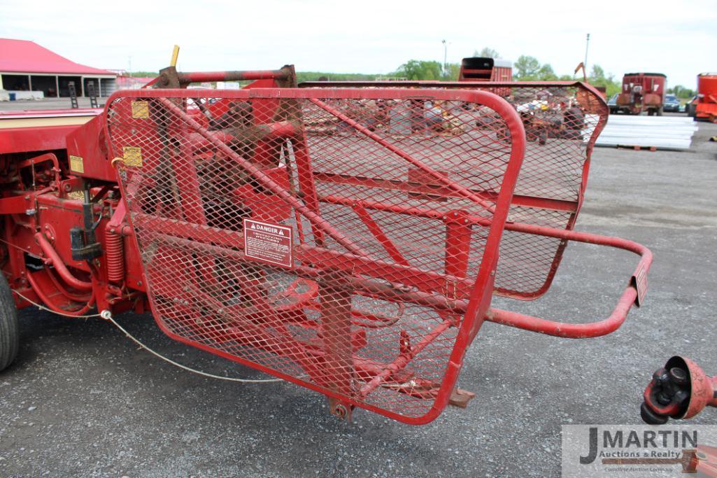 NH 316 small square baler